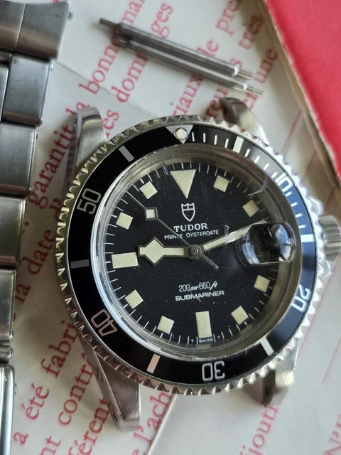 Tudor-Rolex-Submariner-9411-Vintage-Snowflake-Diver-Full-40.webp Tudor Rolex Submariner 9411 Vintage Snowflake Diver, coffret complet, papiers, 1976