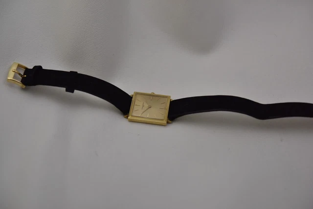 Vacheron-Constantin-Ref-6294-18K-YG-Square-Caliber-3.webp Vacheron Constantin Ref 6294 18K YG Square Calibre 1002, Poinçon de Genève, boîtier, Ex