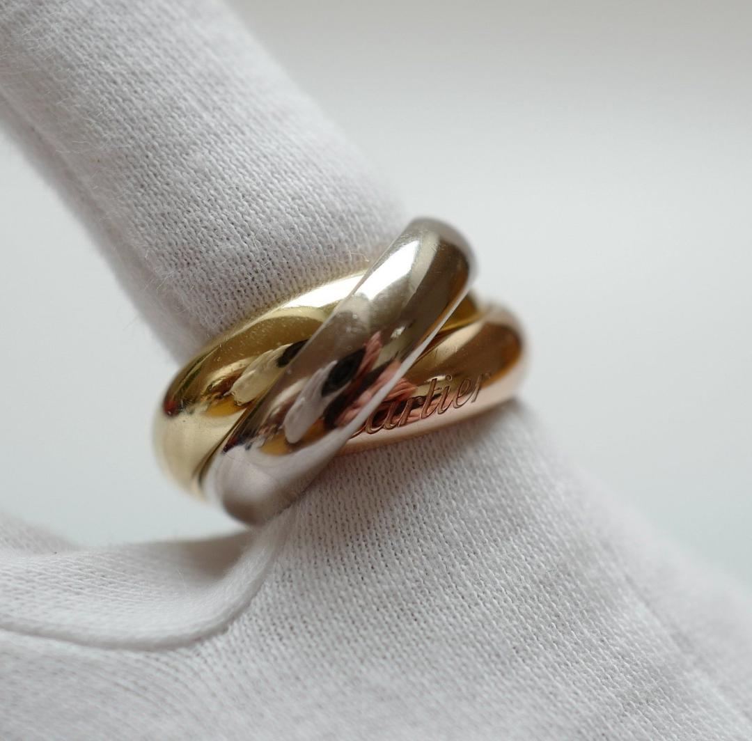 WhatsApp-Image-2025-11-24-at-10.19.55-PM.jpeg Bague Trinity Cartier XL - Or 18 carats 3 couleurs - Ensemble complet (2024)
