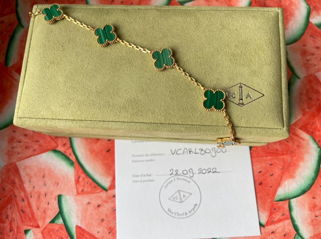 WhatsApp-Image-2025-11-24-at-12.01.03-PM-2.jpeg Van Cleef & Arpels Alhambra VCA *Ensemble complet* Agate Or 750