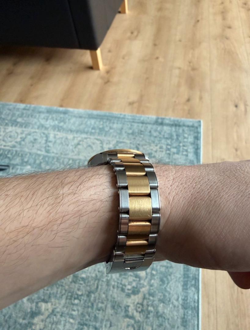 WhatsApp-Image-2025-11-26-at-1.21.28-PM-1.jpeg Tudor Black Bay GMT S&G (filiale Rolex) - Garantie constructeur jusqu'en 2027