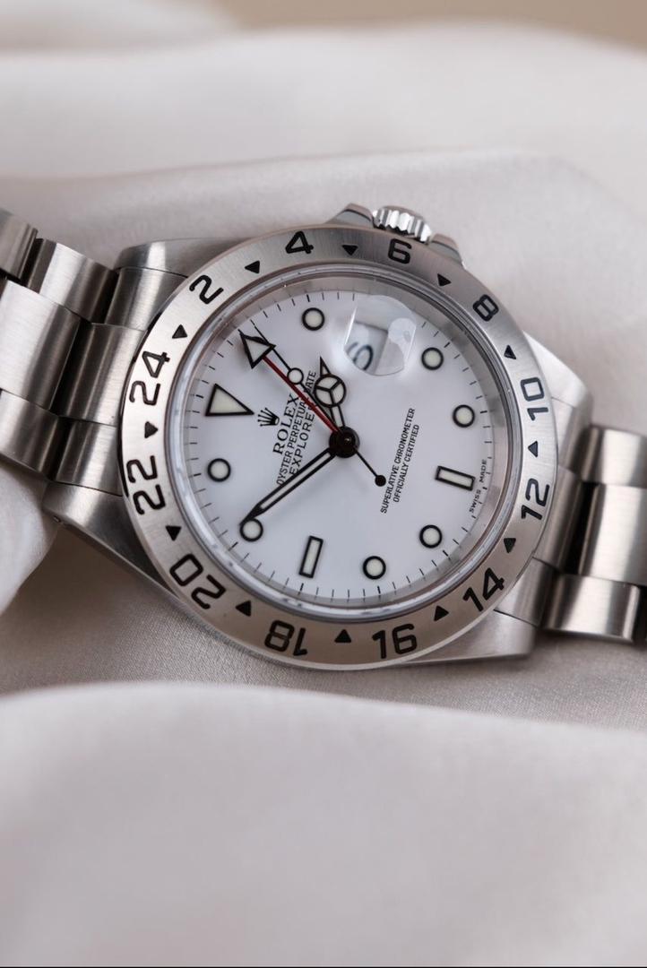 Rolex Explorer II 16570 Polar K-Series