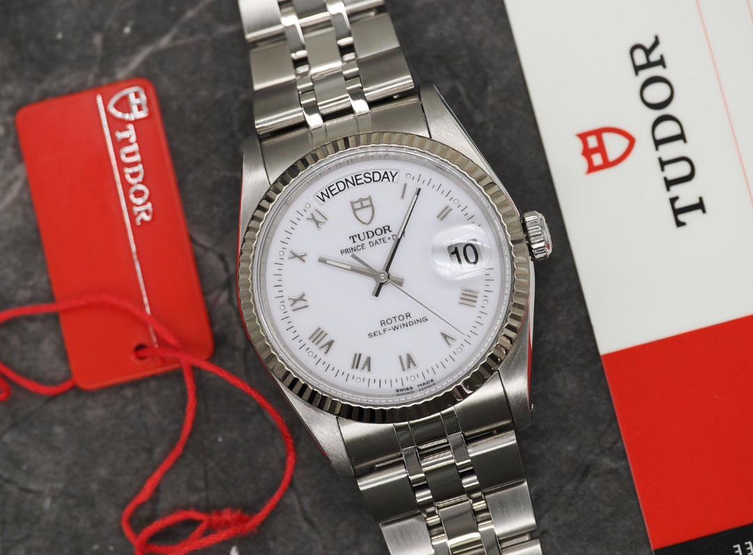 WhatsApp-Image-2025-11-28-at-6.31.46-PM.jpeg Tudor Prince Date Day Réf. 76214 avec papiers de 2016