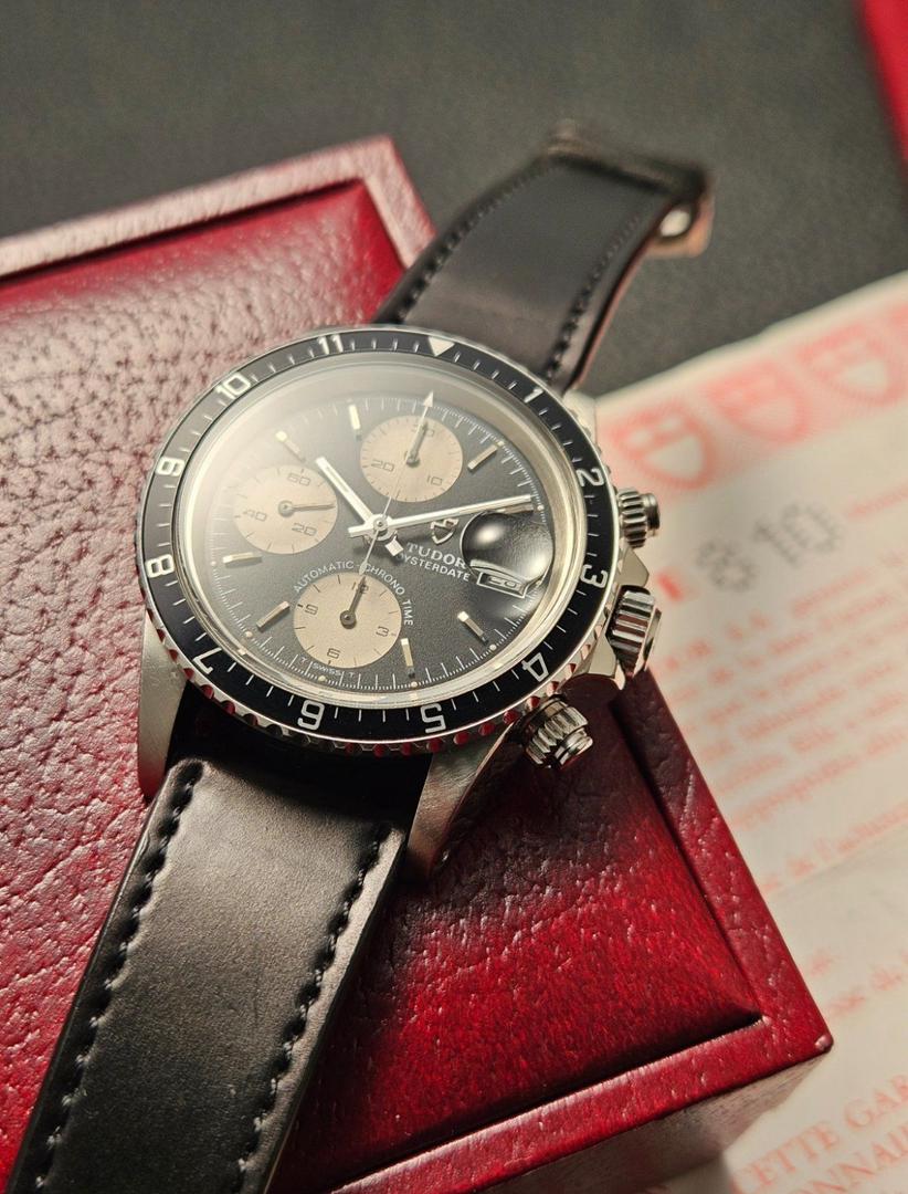 WhatsApp-Image-2025-11-29-at-8.31.56-AM.jpeg Tudor Oysterdate Big Block, coffret complet 1998