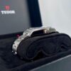 WhatsApp-Image-2025-12-01-at-9.27.03-PM-1.jpeg Tudor Black Bay 68| Bleue | Ensemble complet | NEUVE | 2025