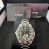 WhatsApp Image 2025-12-15 at 5.02.44 PM Tudor Pegalos Titane 42 mm, poignet gauche, excellent état, avec accessoires