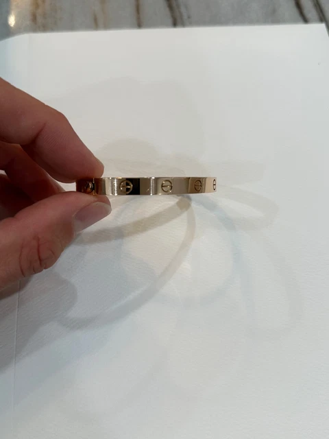 cartier-love-bracelet-rose-gold-size-17-4.webp bracelet love cartier en or rose taille 17